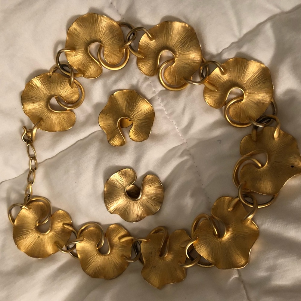 Necklace/ Earrings Set